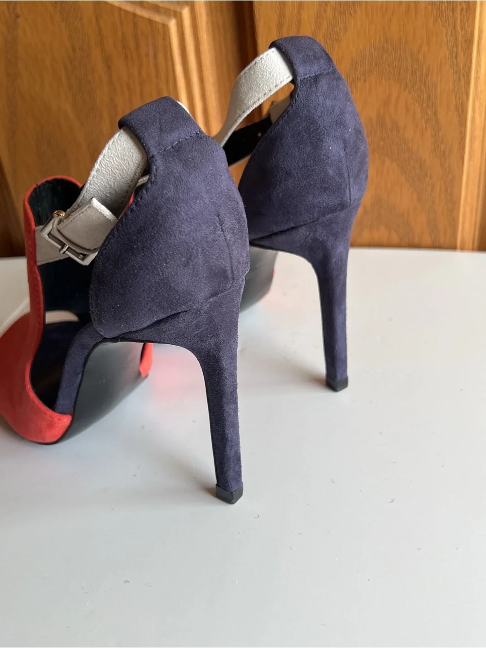 NWOT Zara Vegan Suede Heels EU 37 Colorblock Coral Navy Street Style - Picture 4 of 5